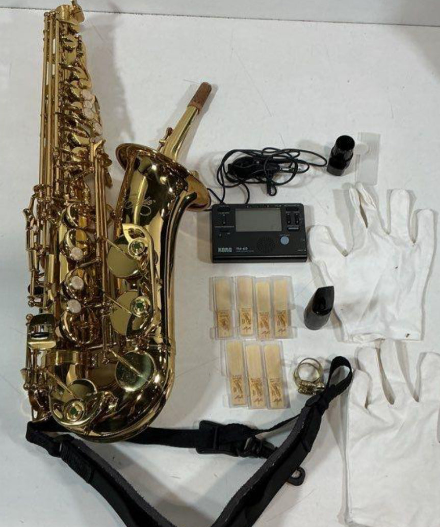 Etude EAS-200 Alto Saxophone with Accessories