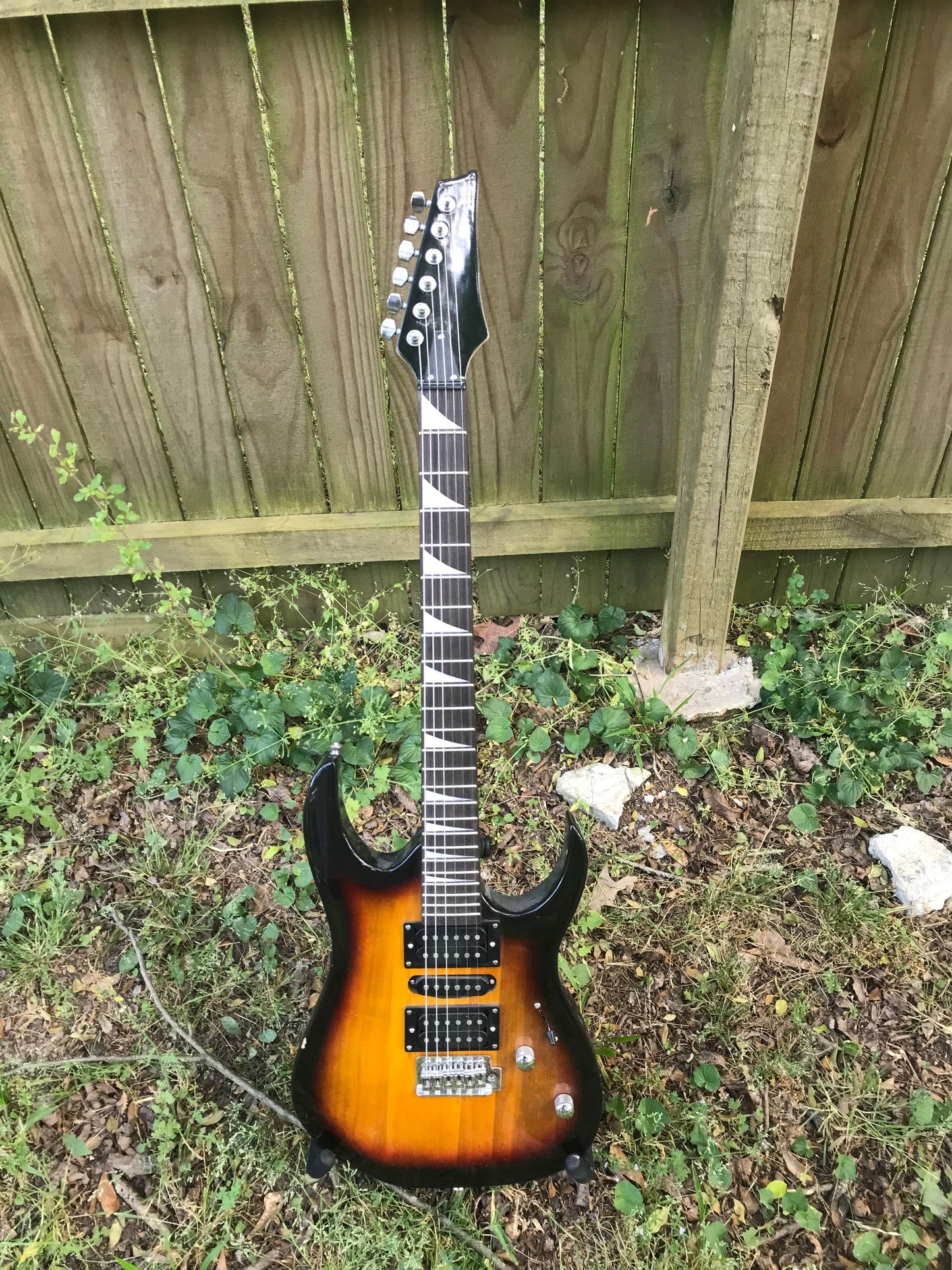 Unbranded Electric Guitar