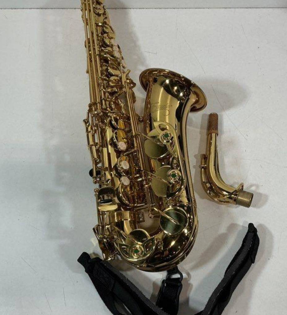 Etude EAS-200 Alto Saxophone with Accessories