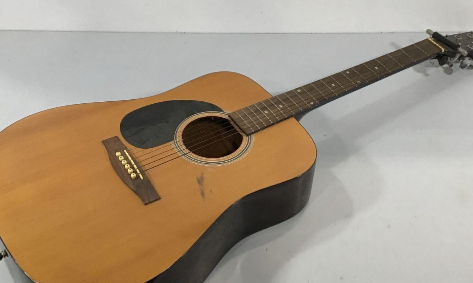 Left-Handed Full Size Acoustic Guitar